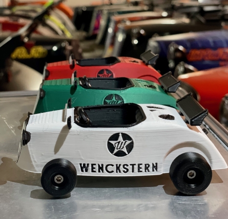 WENCKSTERN® Modellauto Wunschfarbe 1:18