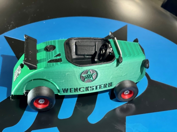 WENCKSTERN® Modellauto Wunschfarbe 1:18